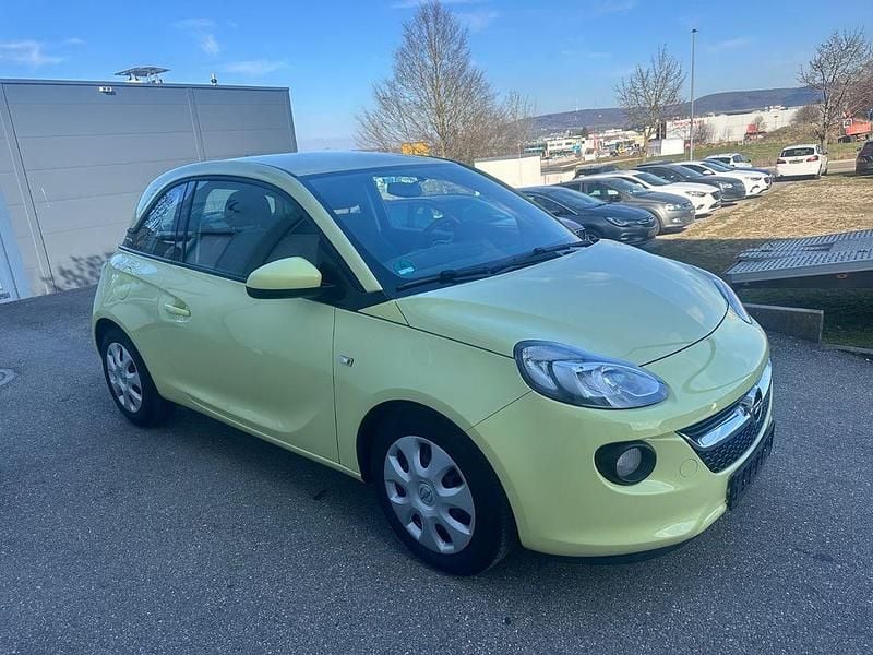 Gebraucht Opel Adam Basis 69 PS (50 kW) 2015 Gelb Kleinwagen
