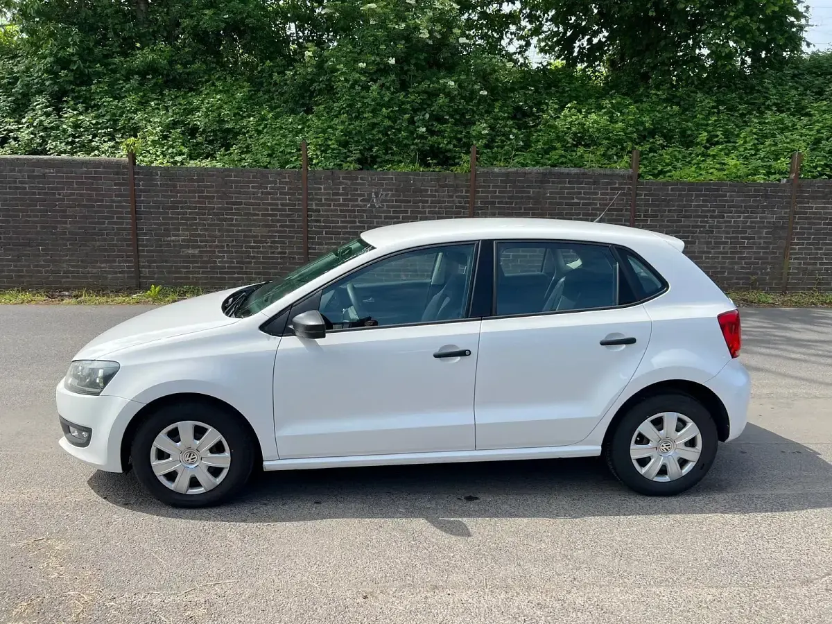 Second-hand VW Polo Life 60 CP (44 kW) 2014 Alb Hatchback