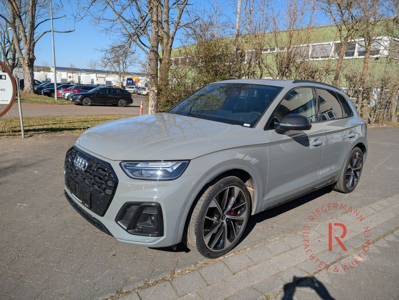 Grau Gebraucht 2020 Audi SQ5 Sport SUV | 47.000 € (Guter Preis) - Bild 1/4