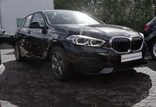 Gebraucht BMW 118 Advantage 136 PS (100 kW) 2022 Schwarz Kleinwagen