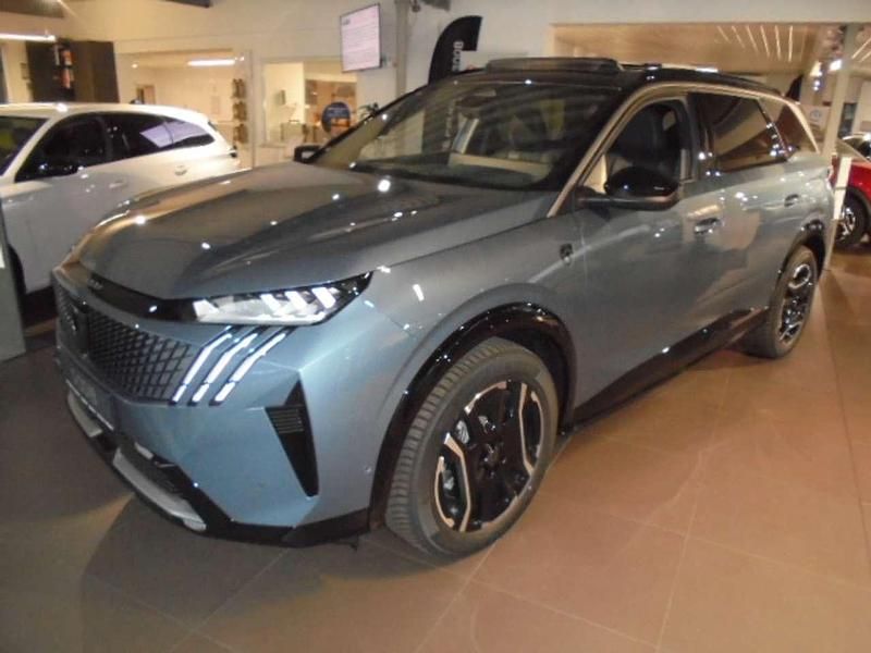 Ingaroblau Gebraucht 2024 Peugeot 5008 GT Van / Kleinbus | 49.995 € - Bild 1/4