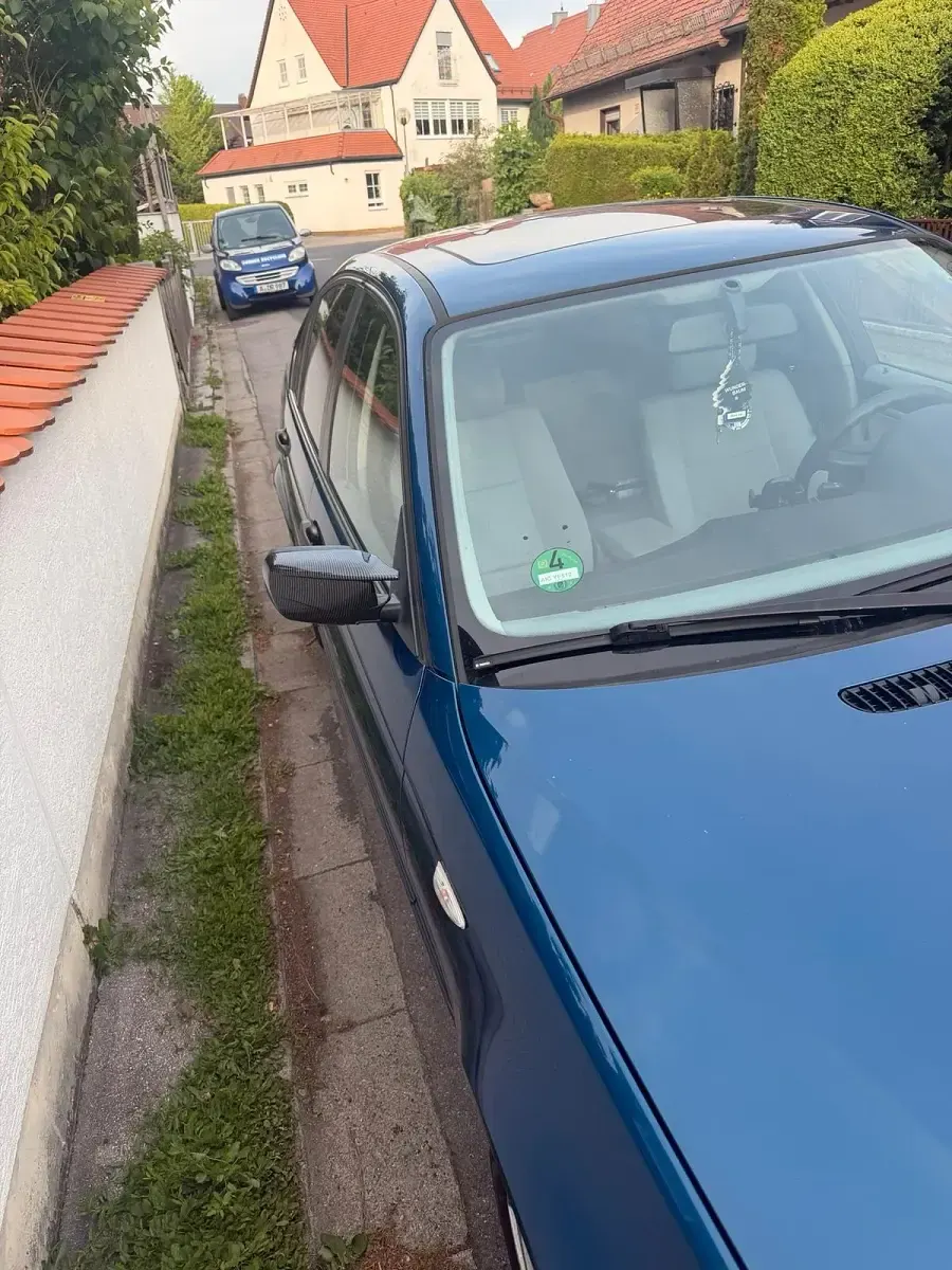 Gebraucht BMW 318 143 PS (105 kW) 2001 Blau Limousine