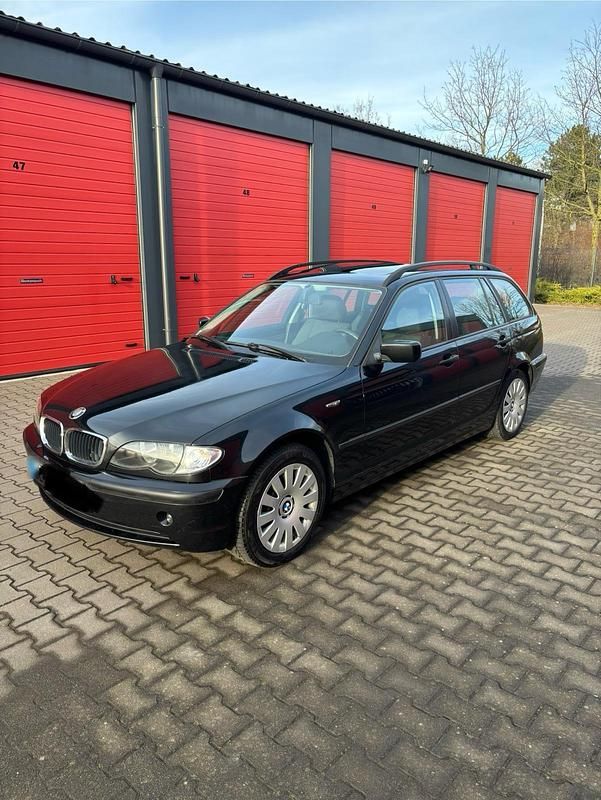 Gebraucht BMW 316 116 PS (85 kW) 2005 Schwarz Kombi