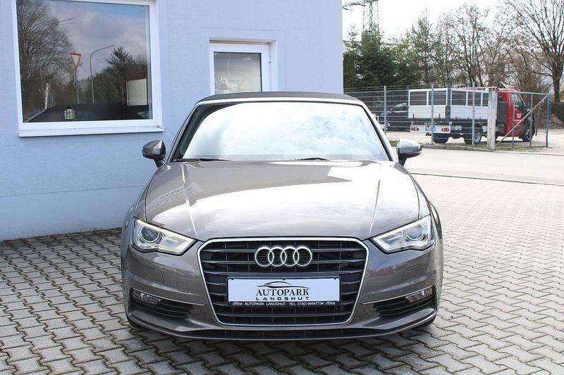 Gebraucht Audi A3 Cabriolet S-Line 150 PS (110 kW) 2015 Grau Cabrio