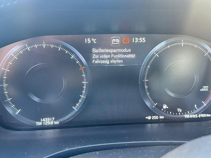 Gebraucht Volvo XC60 190 PS (139 kW) 2020 Grau SUV