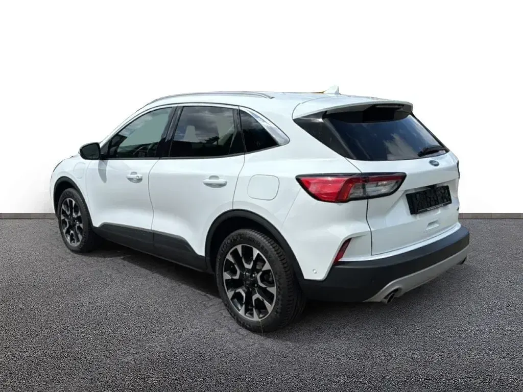 Gebraucht Ford Kuga Titanium 224 PS (164 kW) 2024 Frostweiß SUV