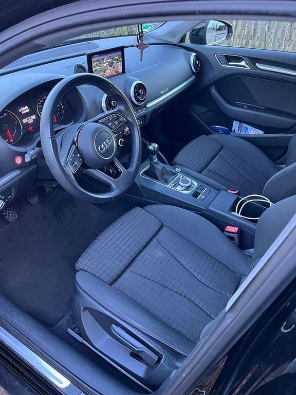 Gebraucht Audi A3 Sport 150 PS (110 kW) 2019 Schwarz Limousine