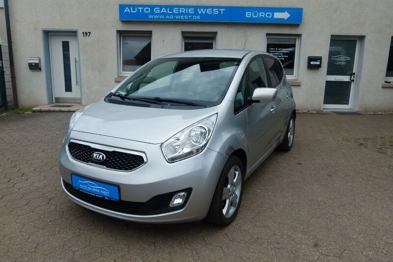 Silber Gebraucht 2013 Kia Venga 2 Kleinwagen | 4.790 € (Guter Preis) - Bild 1/4