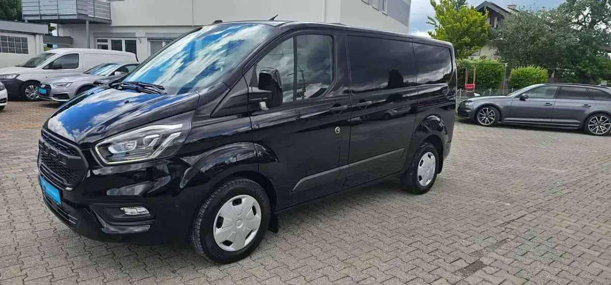 Gebraucht Ford Transit 131 PS (96 kW) 2021 Schwarz Van / Kleinbus