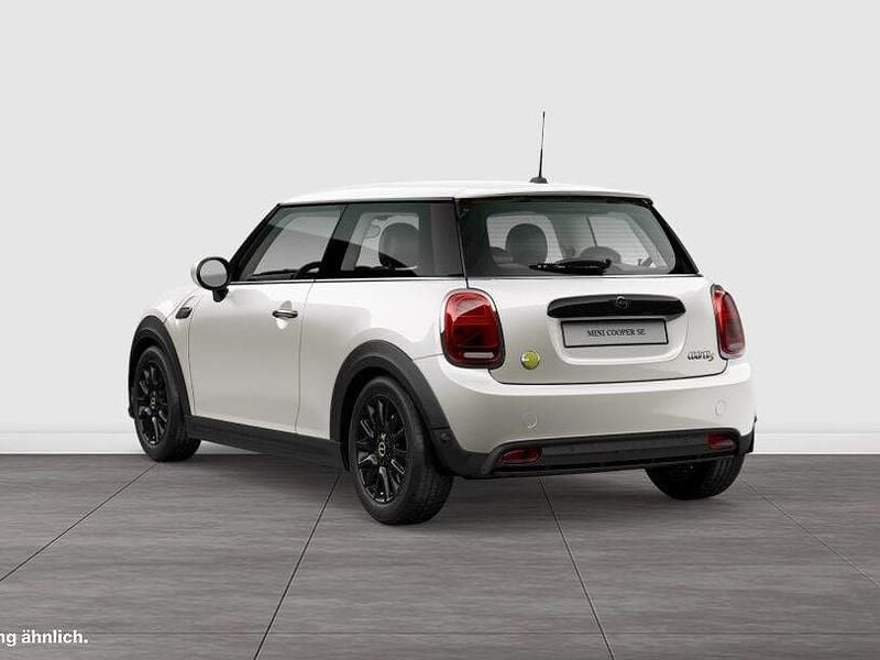 Gebraucht Mini Cooper SE Classic 135 kW (184 PS) 2023 Weiß Kleinwagen