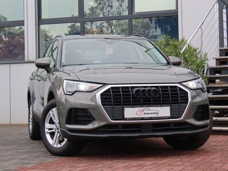 Gebraucht Audi Q3 Basis 150 PS (110 kW) 2020 Grau SUV