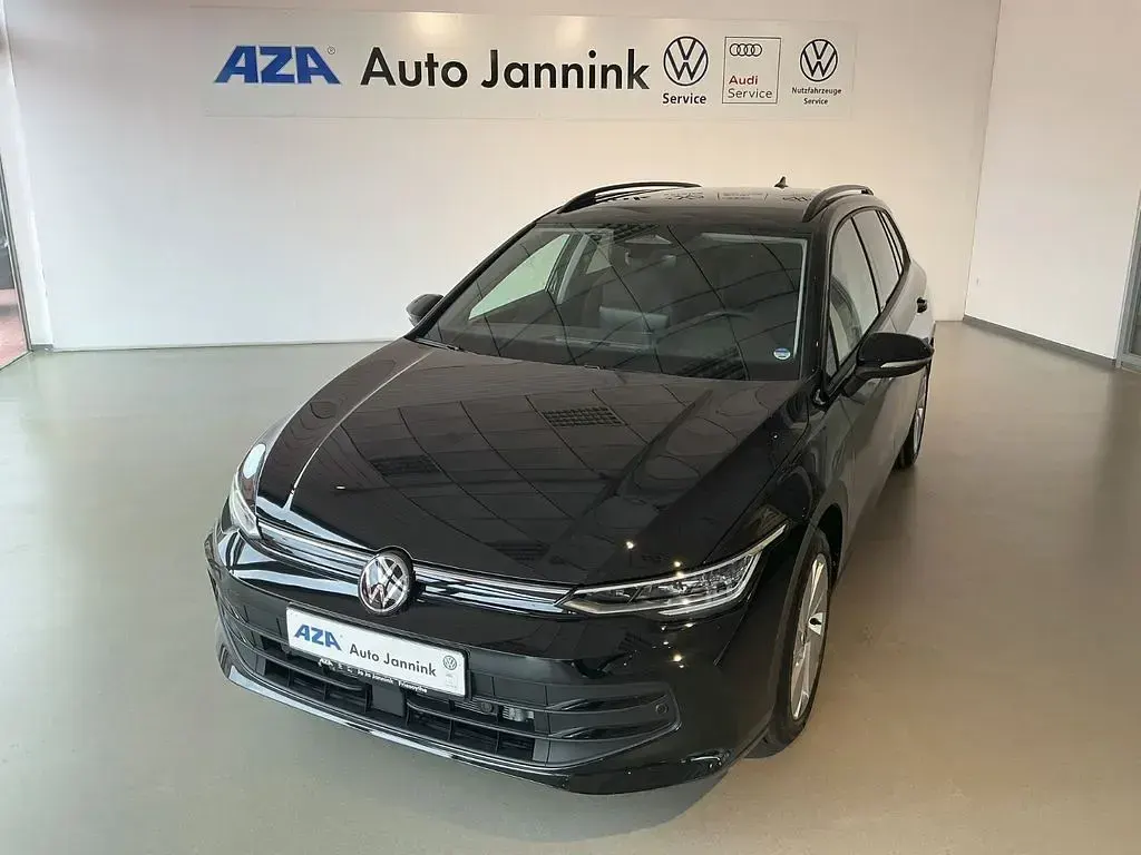 Neu VW Golf VIII Life 116 PS (85 kW) 2026 Schwarz Kombi