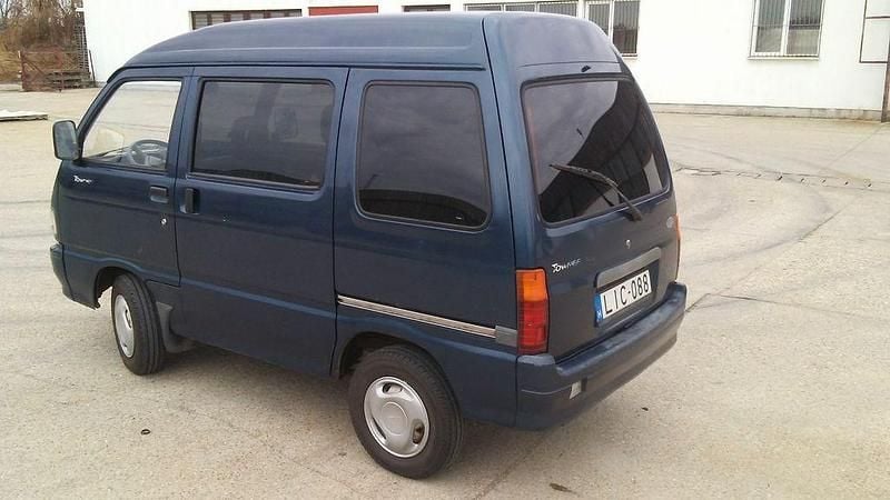 Gebraucht Daihatsu Hijet 39 PS (28 kW) 2001 Blau Van / Kleinbus