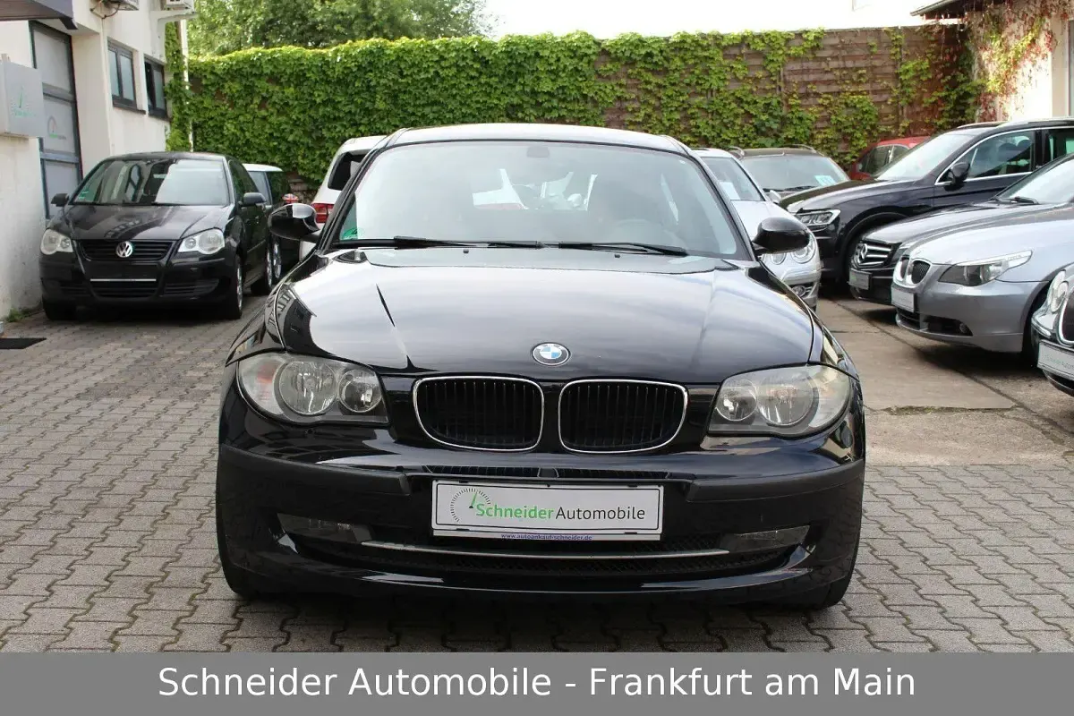 Gebraucht BMW 116 Advantage 122 PS (89 kW) 2009 Schwarz Kleinwagen