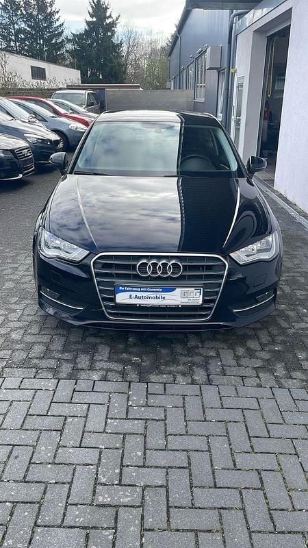 Second-hand Audi A3 Premium 122 CP (89 kW) 2014 Negru Berlinǎ