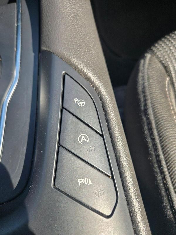 Gebraucht Ford Mondeo Titanium 150 PS (110 kW) 2019 Schwarz Kombi