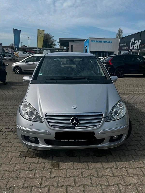 Gebraucht Mercedes A200 136 PS (100 kW) 2007 Silber Kleinwagen