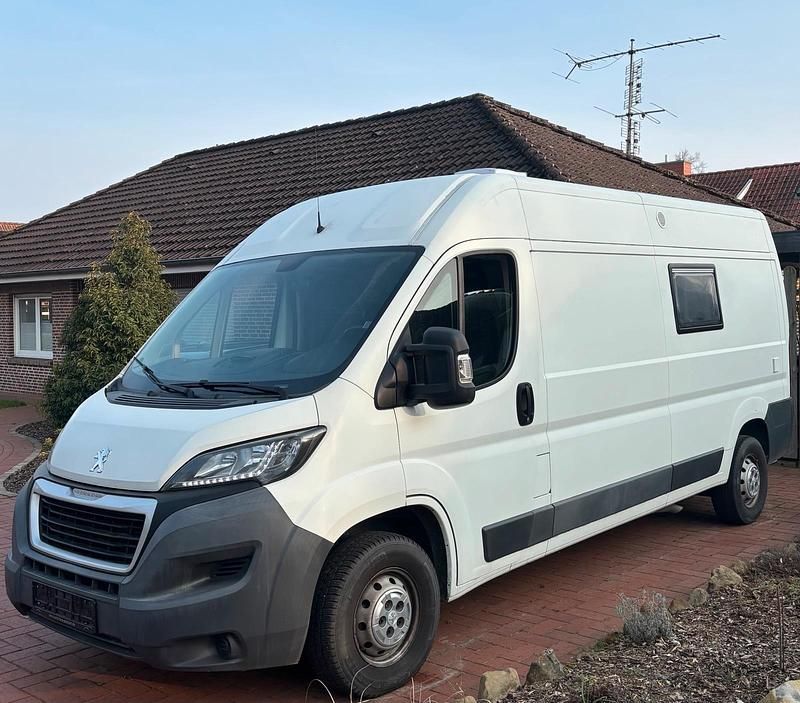Gebraucht Peugeot Boxer 130 PS (95 kW) 2015 Weiß Van