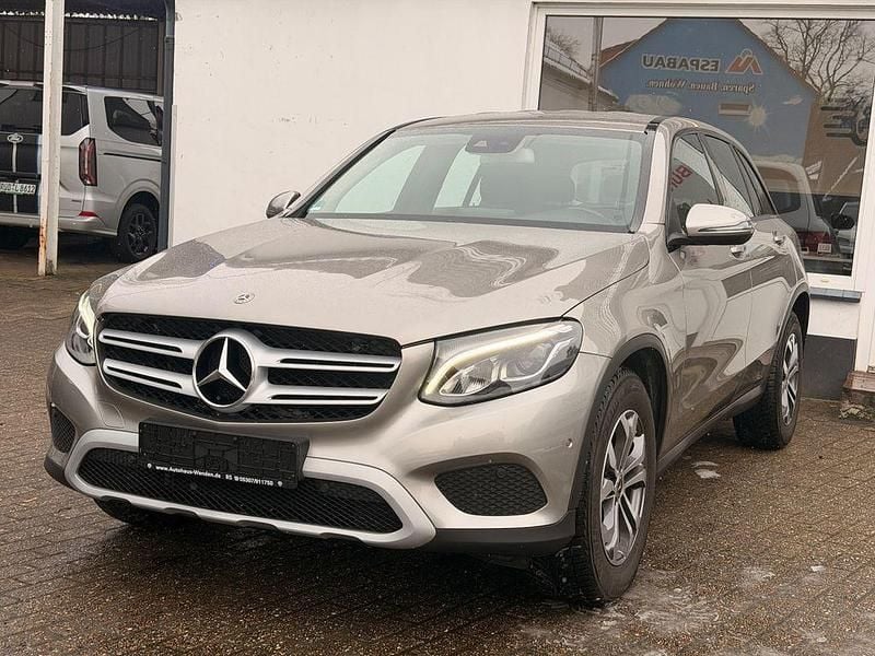 Silber Gebraucht 2019 Mercedes GLC250 SUV | 23.450 € (Superpreis) - Bild 1/4