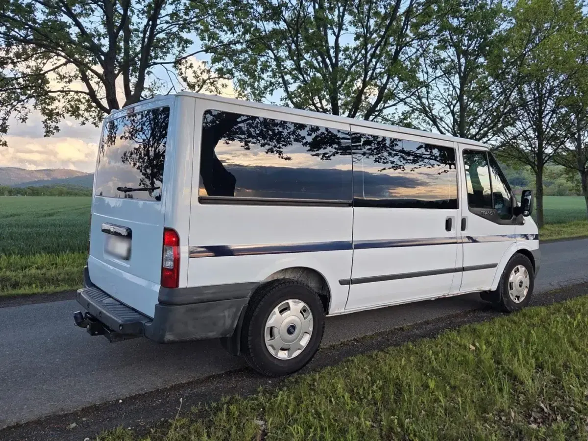 Käytetty Ford Transit 86 HP (63 kW) 2010 Valkoinen Tila-auto