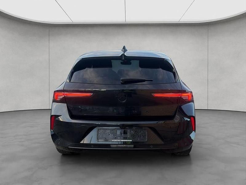Gebraucht Opel Astra 131 PS (96 kW) 2025 Schwarz Limousine