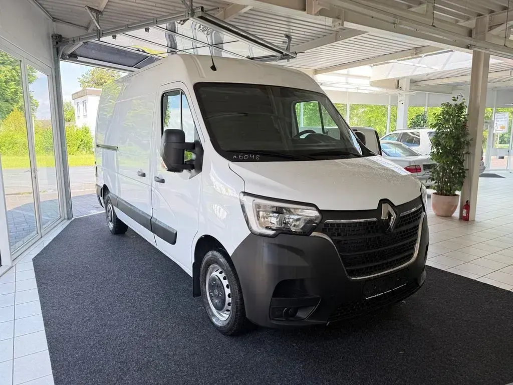 Używany Renault Master 136 KM (100 kW) 2020 Biały Minivan