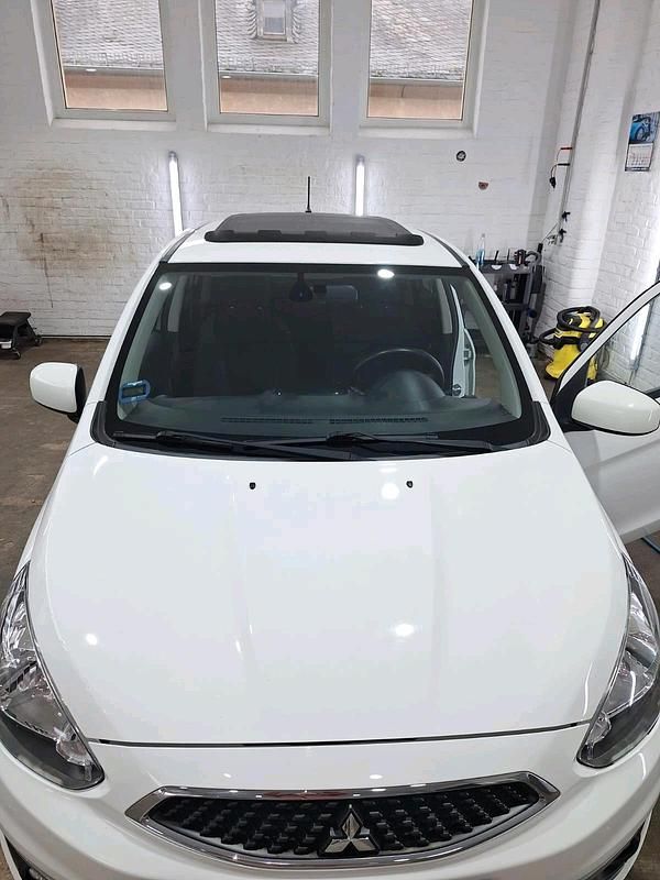 Weiß Gebraucht 2017 Mitsubishi Space Star Limousine | 6.300 € (Guter Preis) - Bild 1/4