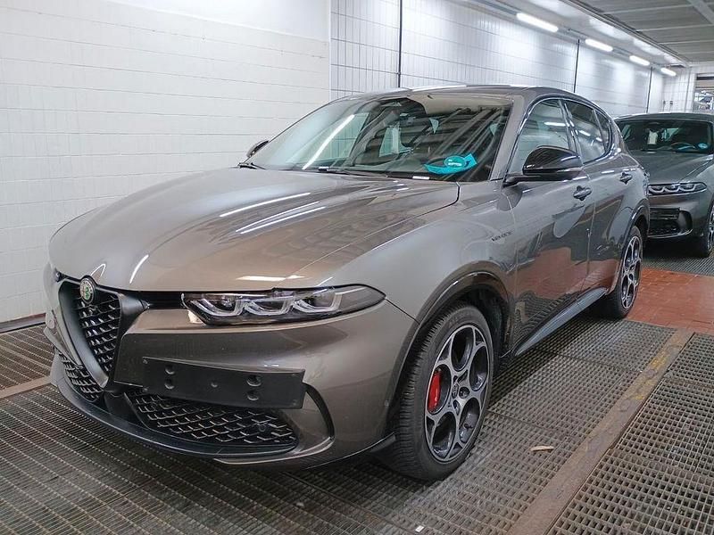 Grau Gebraucht 2024 Alfa Romeo Tonale Veloce SUV | 25.900 € (Superpreis) - Bild 1/4