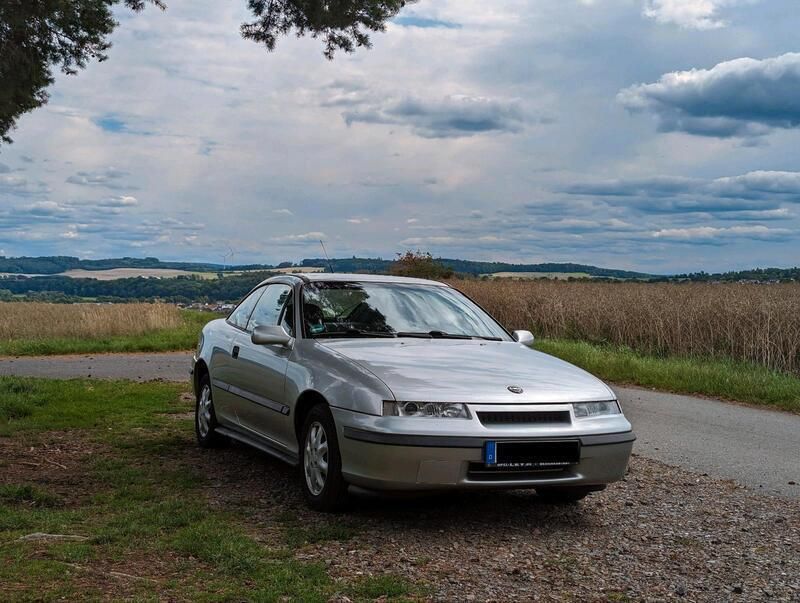 Silber Gebraucht 1991 Opel Calibra Coupé | 5.900 € - Bild 1/4
