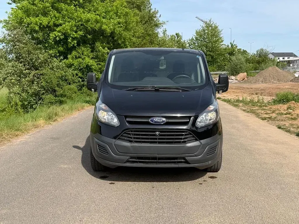 Usata Ford Transit Custom 101 CV (74 kW) 2016 Nero Monovolume