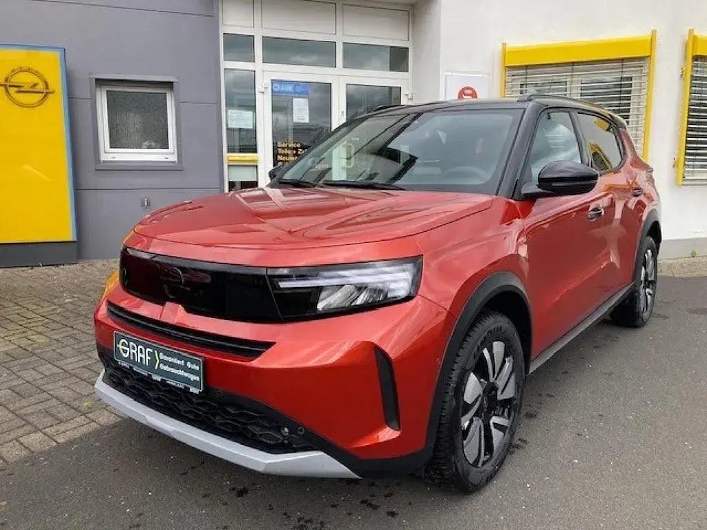 Neu Opel Frontera Ultimate 145 PS (106 kW) 2026 Kanyon orange dach schwarz SUV
