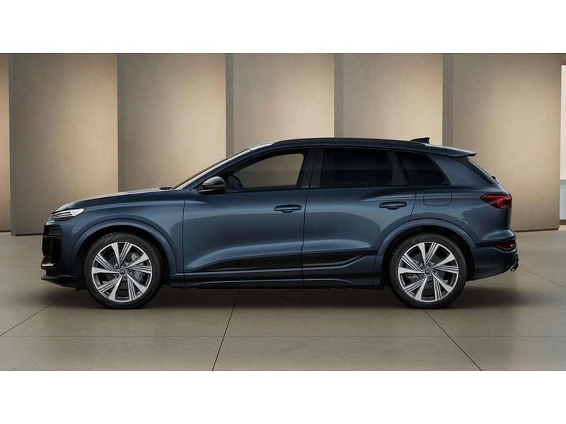 Gebraucht Audi Q6 e-tron S-Line 284 kW (387 PS) 2025 Blau SUV