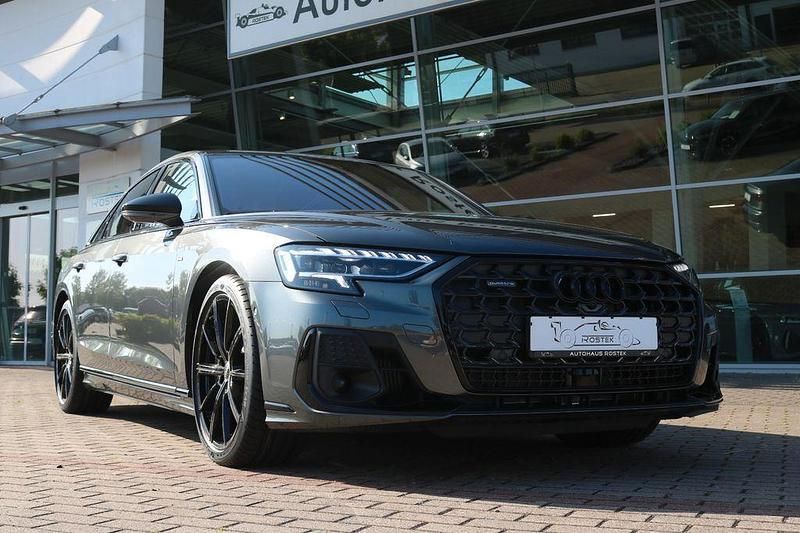 Grau Gebraucht 2024 Audi A8 Exclusive Limousine | 98.900 € (Teuer) - Bild 1/4