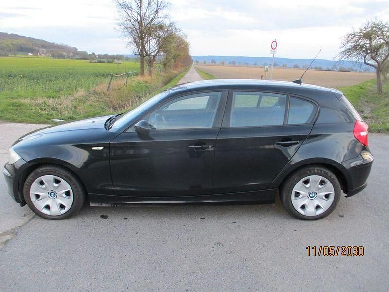 Używany BMW 116 122 KM (89 kW) 2007 Czarny Hatchback