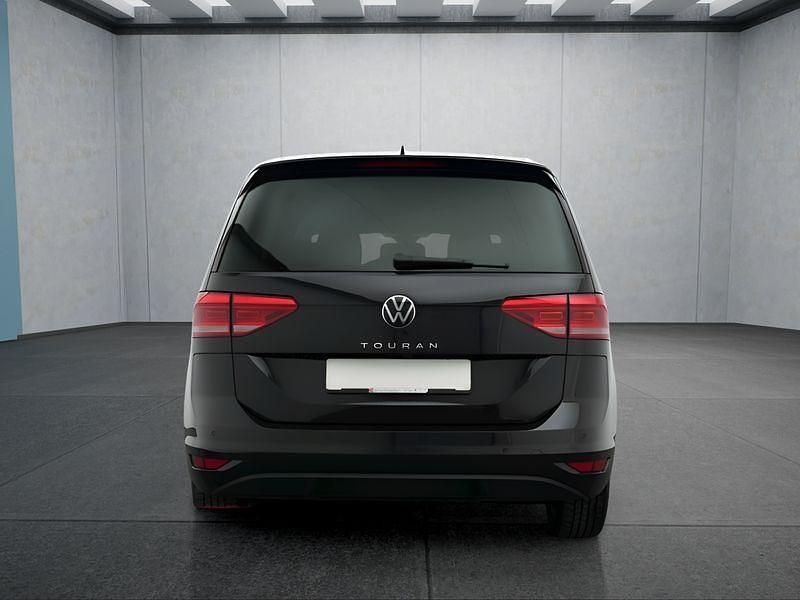 Gebraucht VW Touran 122 PS (89 kW) 2024 Schwarz Van / Kleinbus