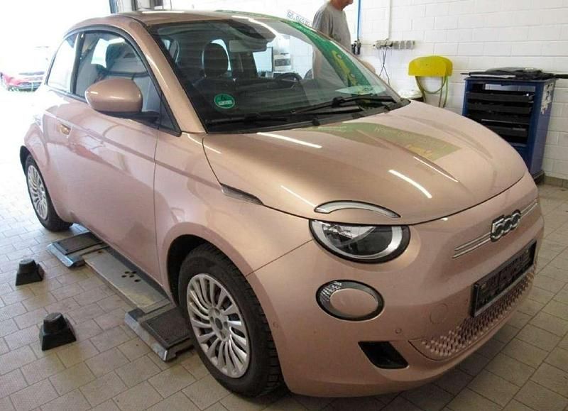 Gold Gebraucht 2023 Fiat 500e Kleinwagen | 21.899 € (Fairer Preis) - Bild 1/3