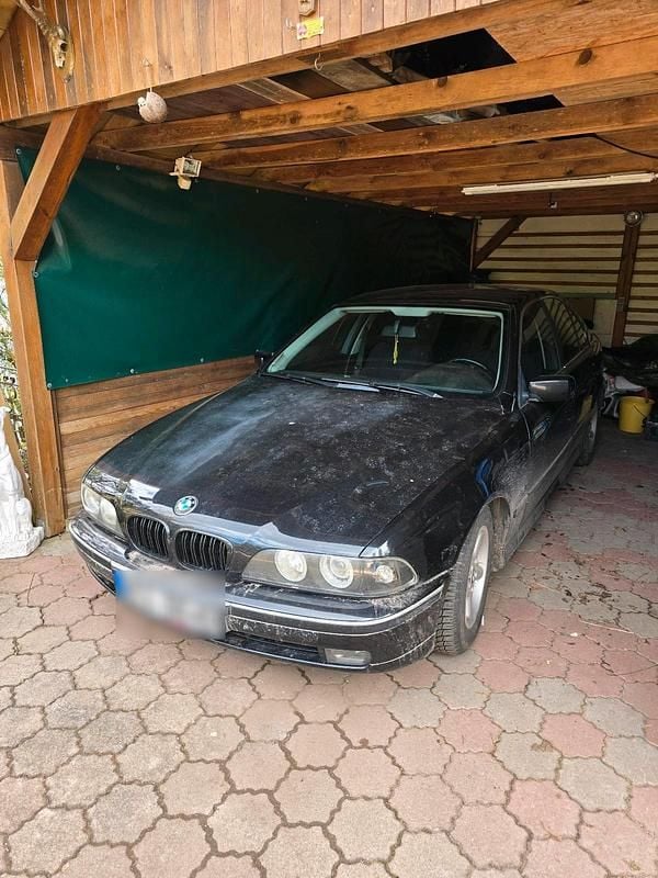 Gebraucht BMW 523 Sport Line 173 PS (127 kW) 2000 Schwarz Limousine