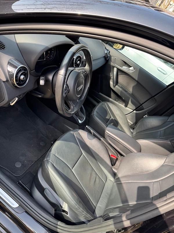 Gebraucht Audi A1 S-Line 122 PS (89 kW) 2012 Schwarz Kleinwagen