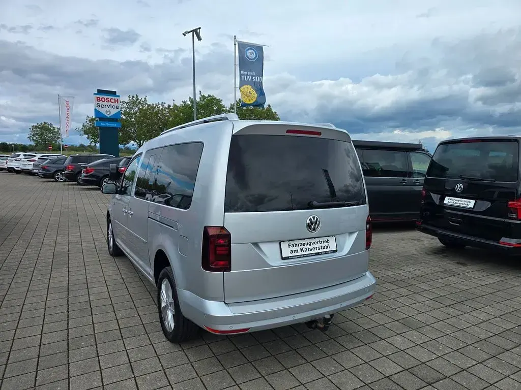 Gebraucht VW Caddy Maxi 150 PS (110 kW) 2018 Silber Van / Kleinbus