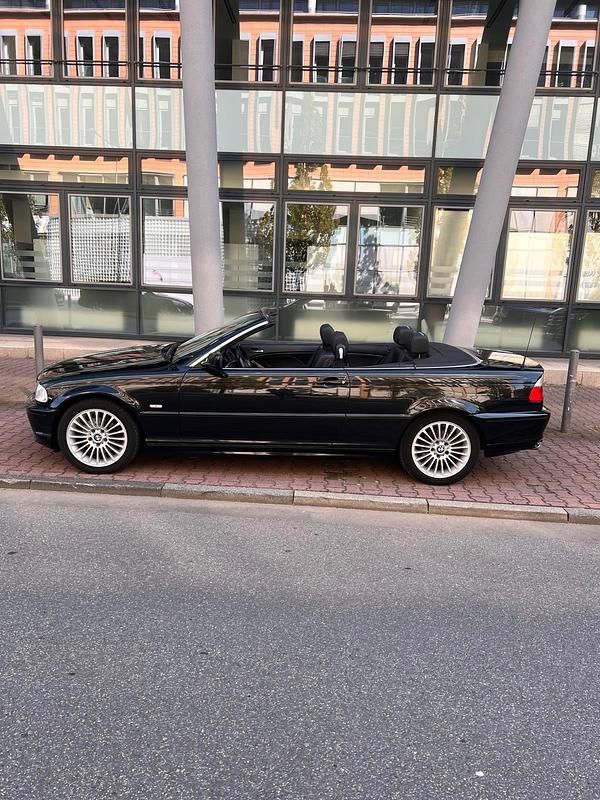 Schwarz Gebraucht 2001 BMW 325 Cabriolet Cabrio | 6.500 € (Etwas zu teuer) - Bild 1/4