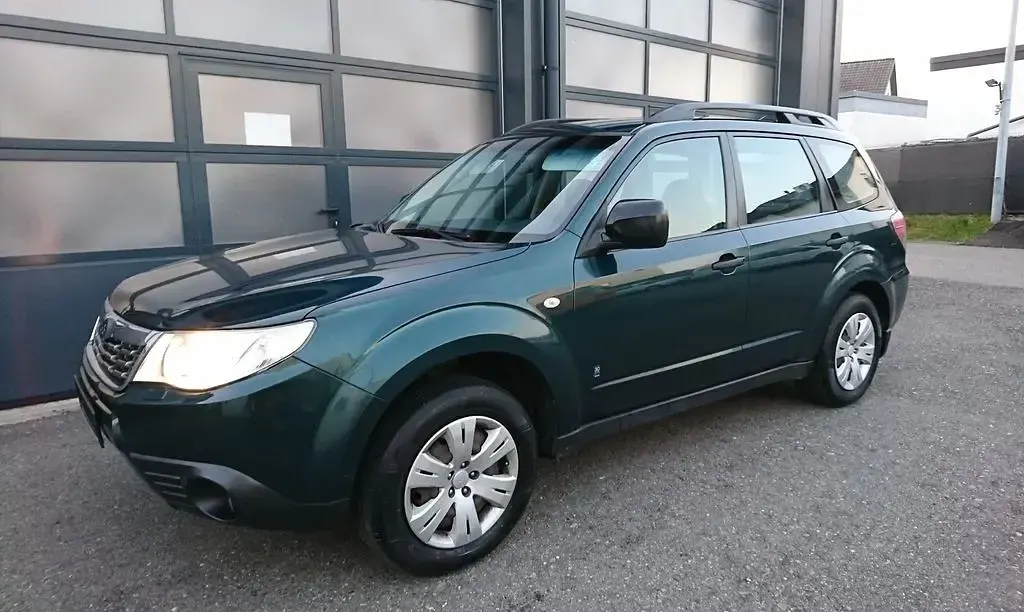 Gebraucht Subaru Forester 150 PS (110 kW) 2010 Grün SUV