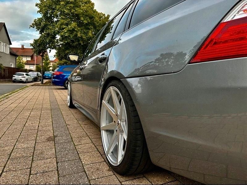 Gebraucht BMW 535 286 PS (210 kW) 2007 Grau Kombi