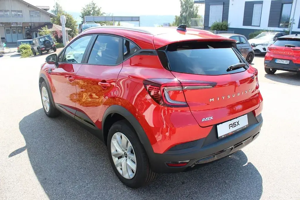 Gebraucht Mitsubishi ASX Plus 158 PS (116 kW) 2025 Rot SUV