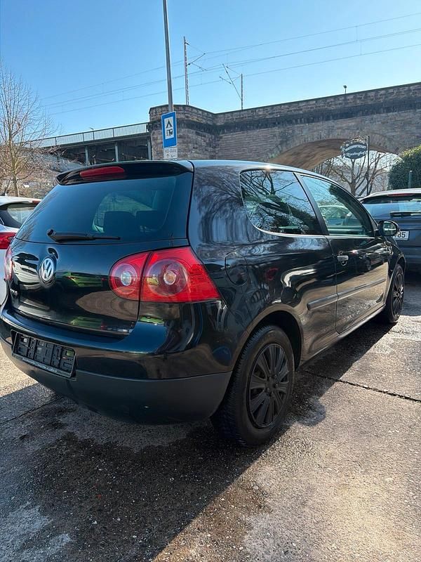 Gebraucht VW Golf V 75 PS (55 kW) 2005 Schwarz Kleinwagen