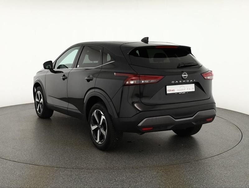 Gebraucht Nissan Qashqai N-Connecta 158 PS (116 kW) 2024 Schwarz SUV