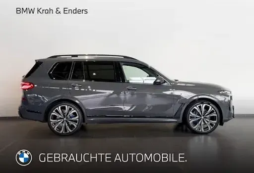 Gebraucht BMW X7 M Sport 530 PS (389 kW) 2023 Dravitgrau metallic SUV
