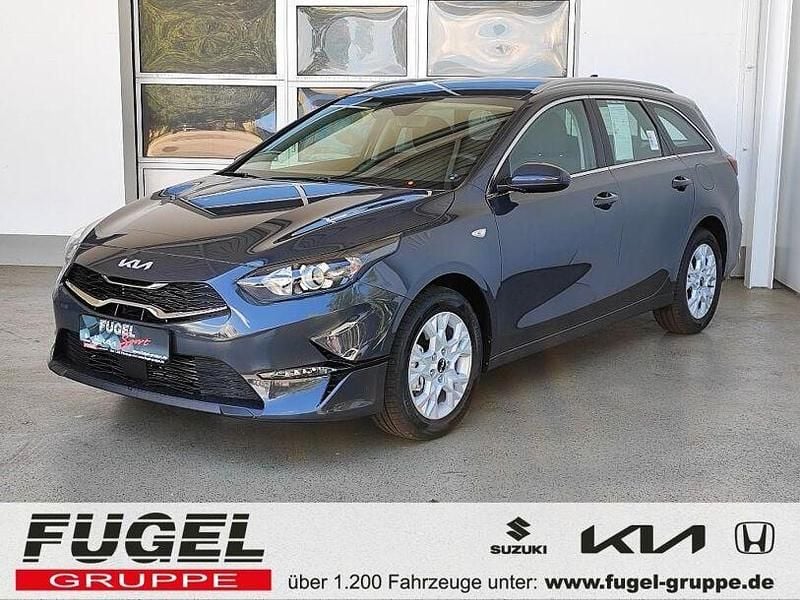 Grau Neu 2024 Kia Ceed | 24.368 € (Guter Preis) - Bild 1/4