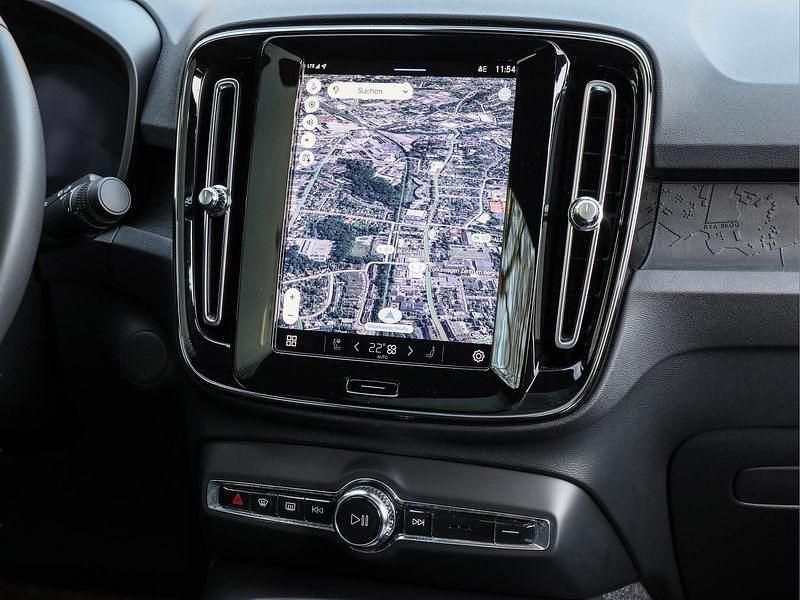 Gebraucht Volvo C40 Single Motor 169 kW (231 PS) 2023 Weiß SUV