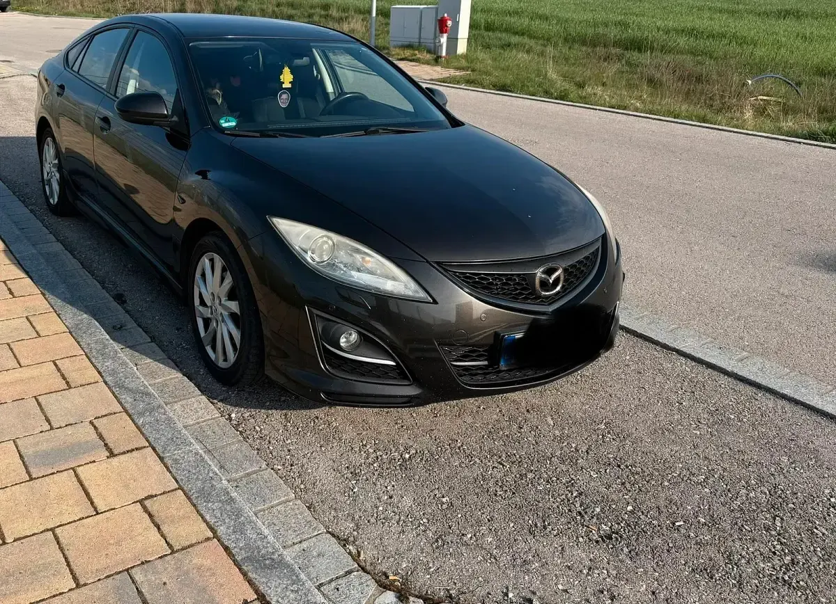 Gebraucht Mazda 6 129 PS (94 kW) 2010 Braun Limousine