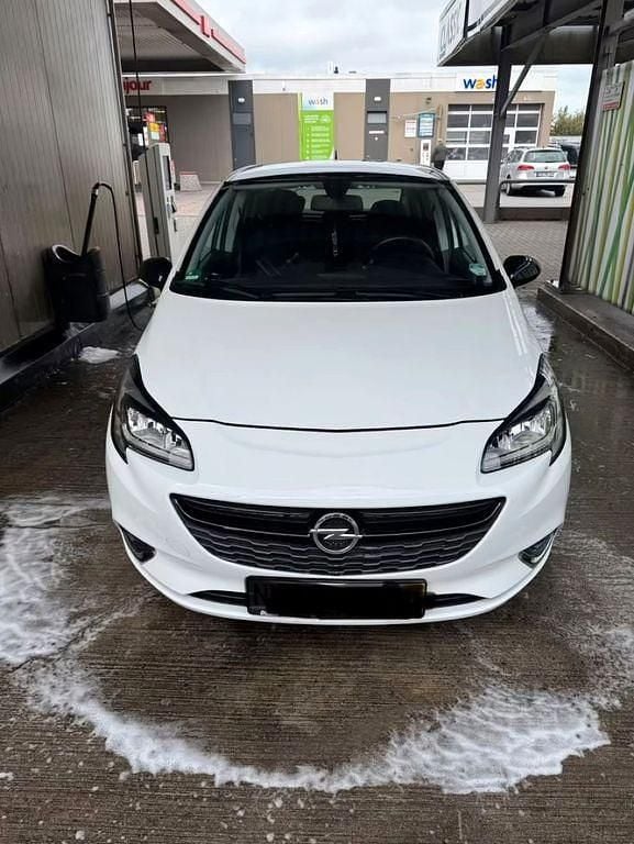Weiß Gebraucht 2016 Opel Corsa Edition Limousine | 4.200 € - Bild 1/4